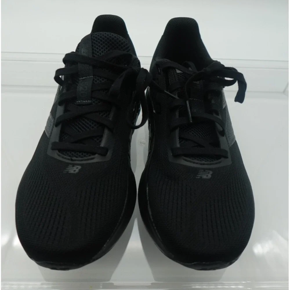 Men's New Balance Fresh Foam 520  Black/Black 8.5 USM - 10USW